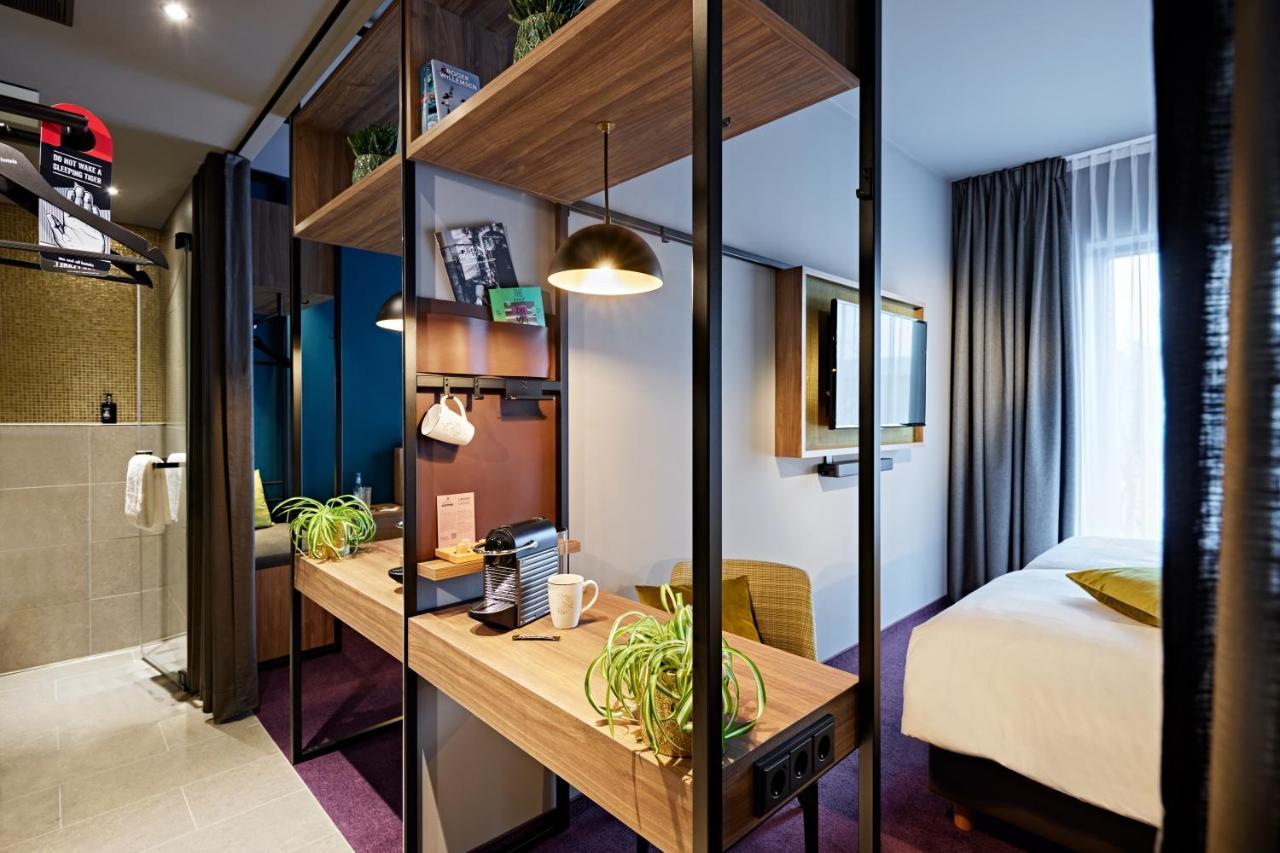 Me And All Hotel Dusseldorf Oberkassel, By Hyatt エクステリア 写真