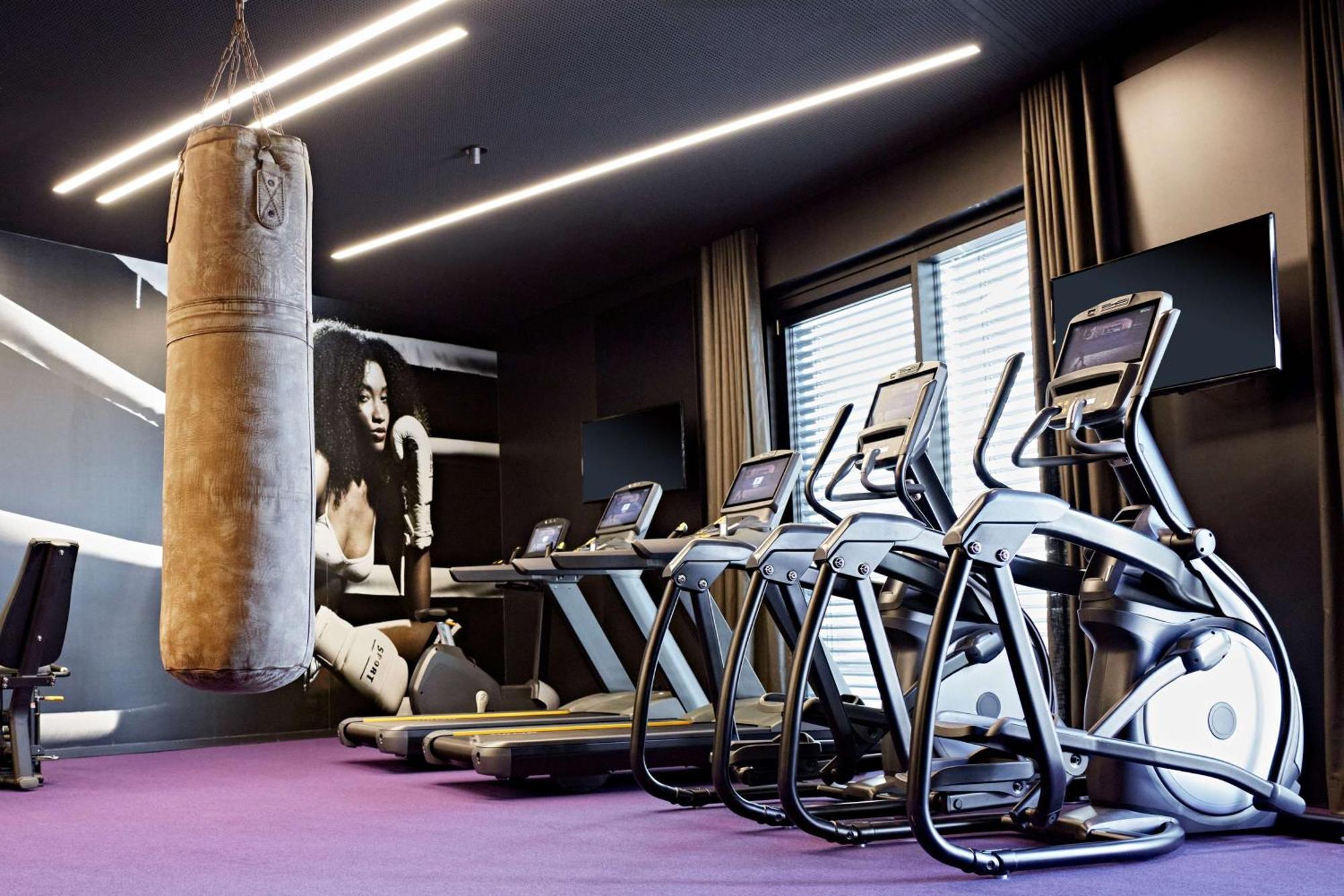 Me And All Hotel Dusseldorf Oberkassel, By Hyatt エクステリア 写真
