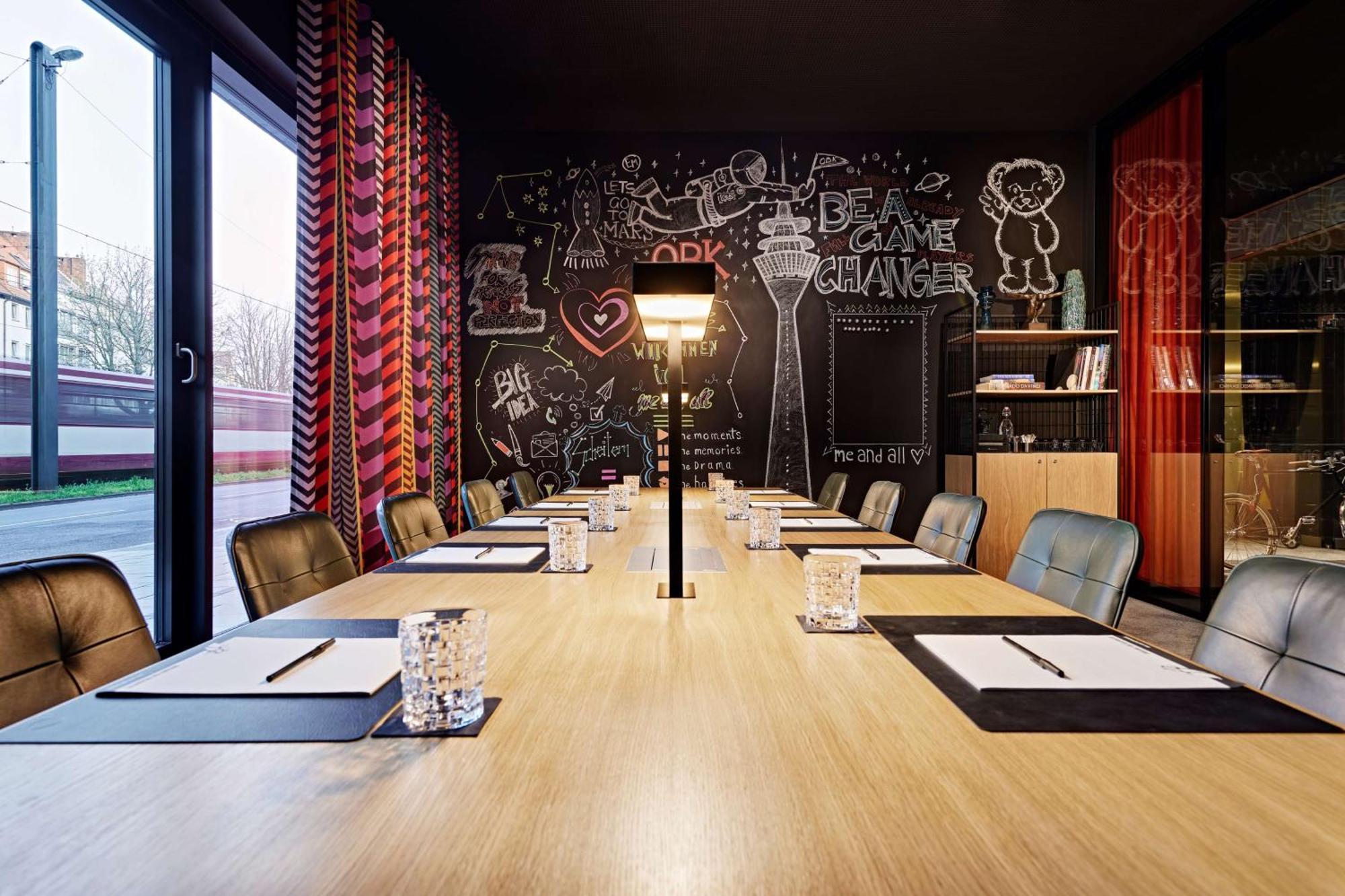 Me And All Hotel Dusseldorf Oberkassel, By Hyatt エクステリア 写真